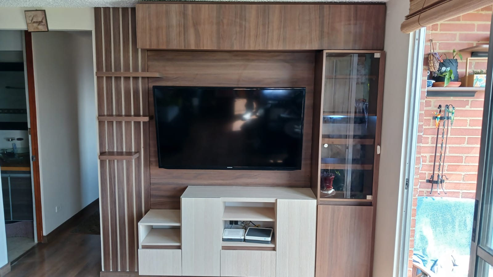Mueble de TV y almacenamiento